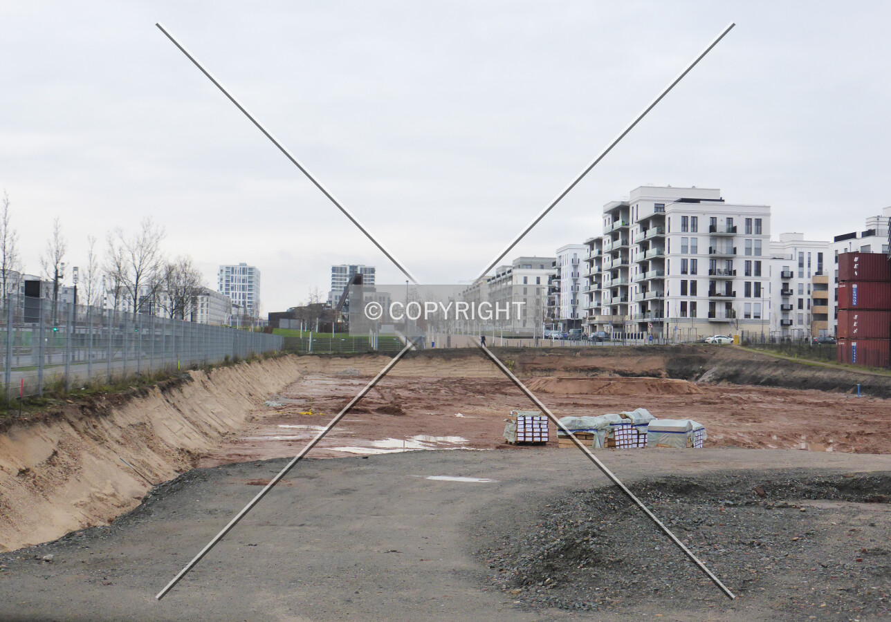 Photo 173-364-880