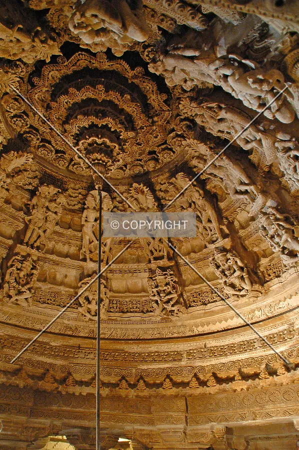 Central dome ceiling
