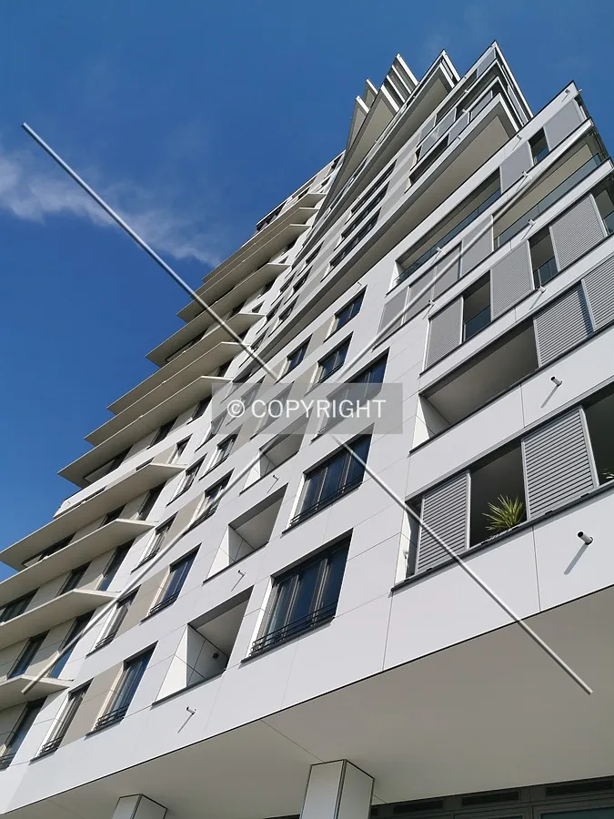 Photo 017-403-370