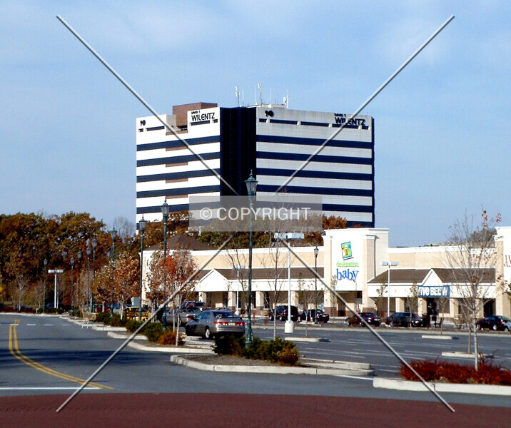90 Woodbridge Center Drive