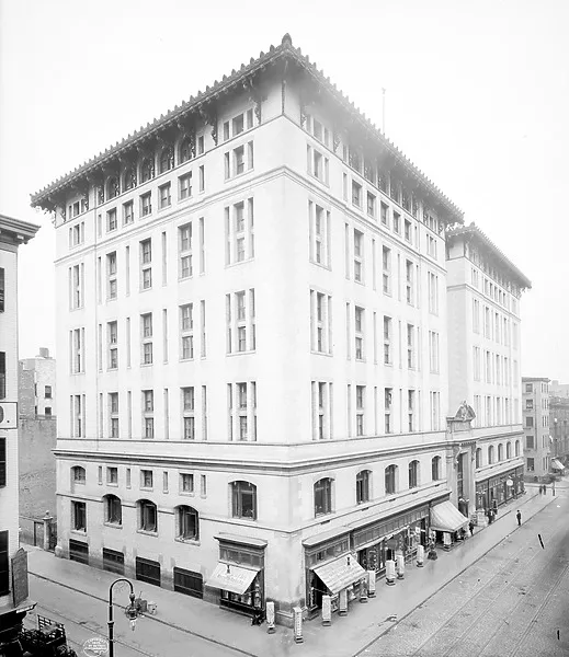 Photo 174-282-098