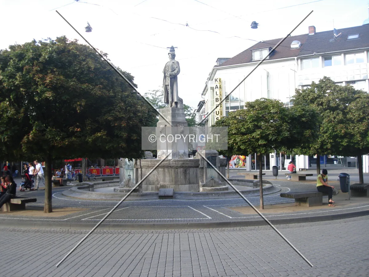 Photo 174-295-929