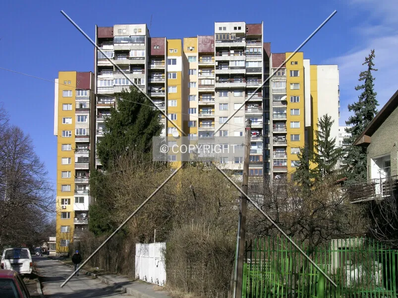 Photo 174-410-107