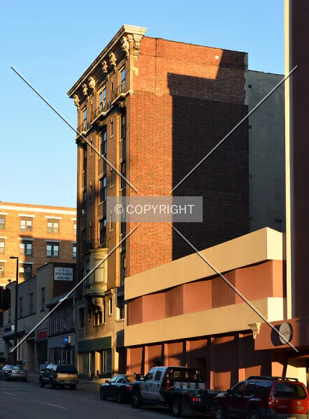 Photo 174-441-040