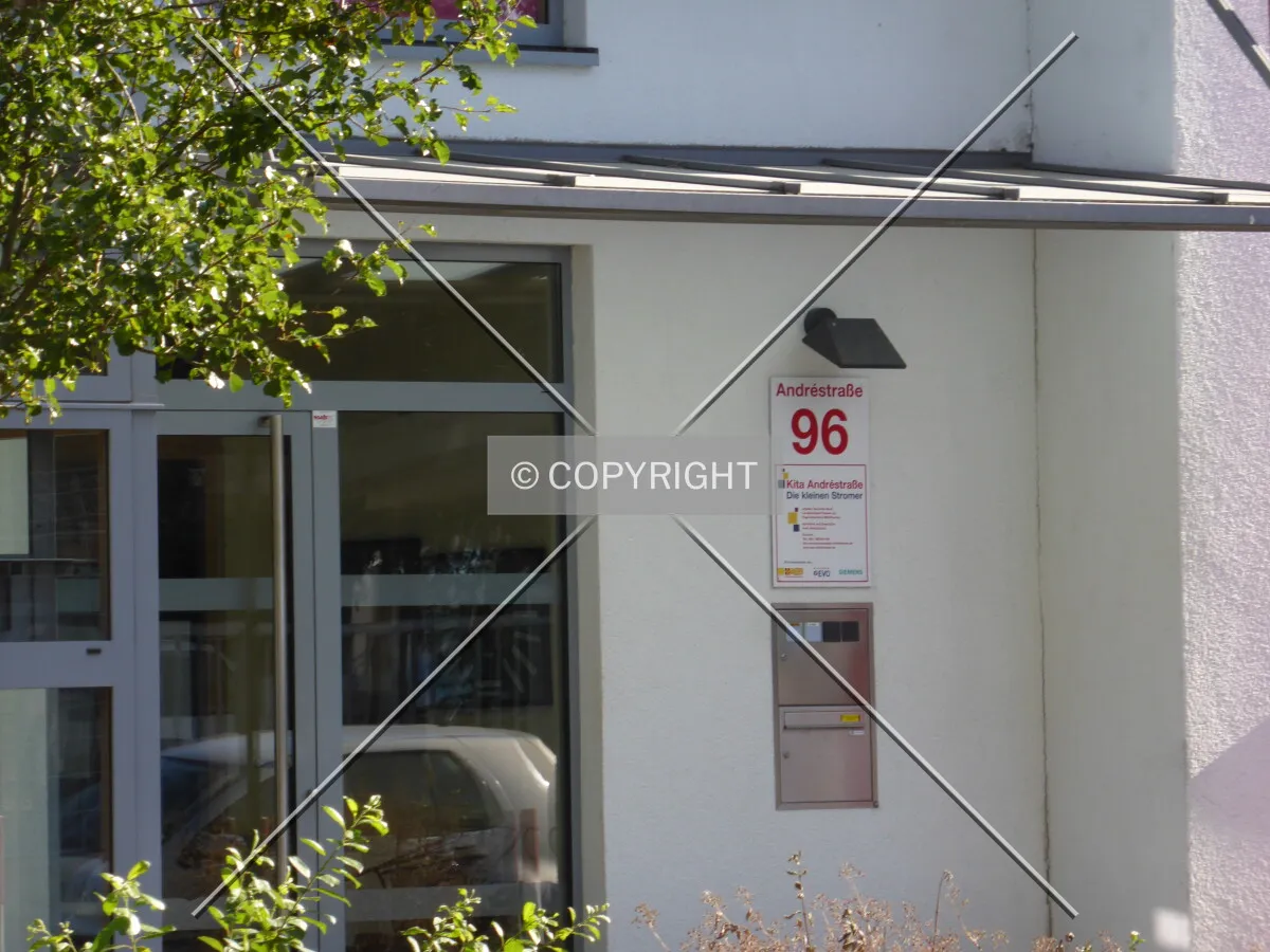 Photo 174-698-284