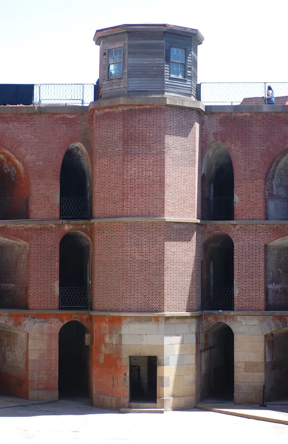 Enclosed spiral staircase