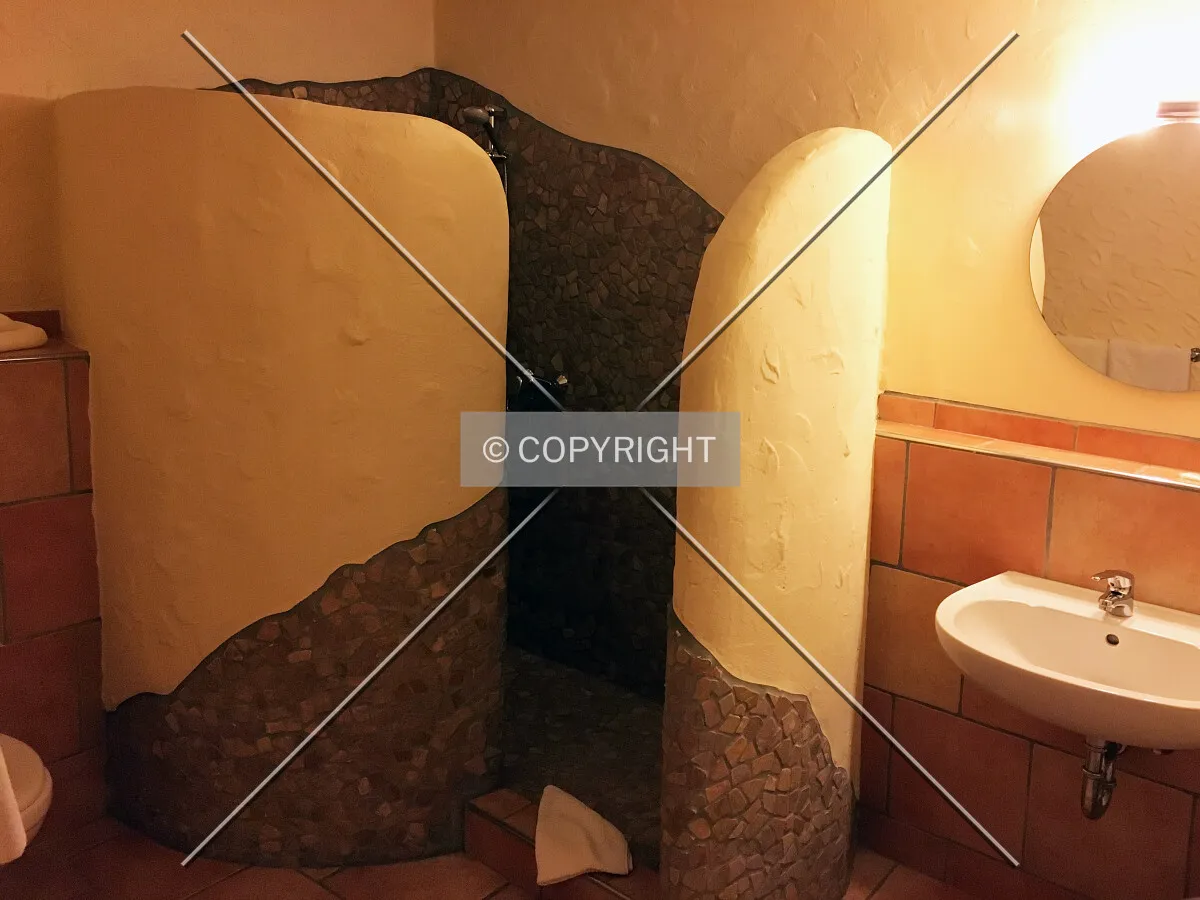 Photo 174-981-068