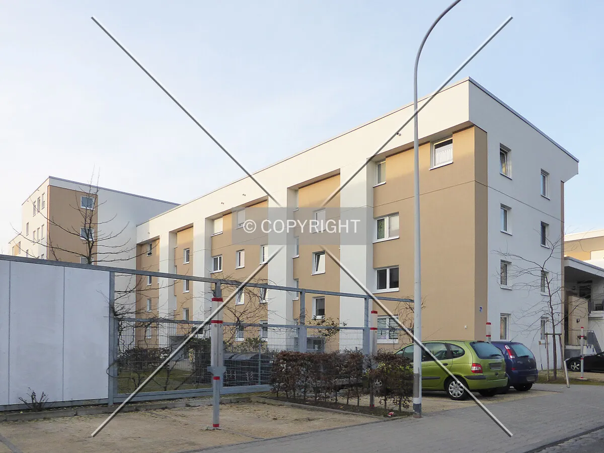 Photo 175-295-778
