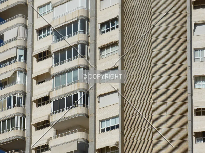 Photo 175-355-650