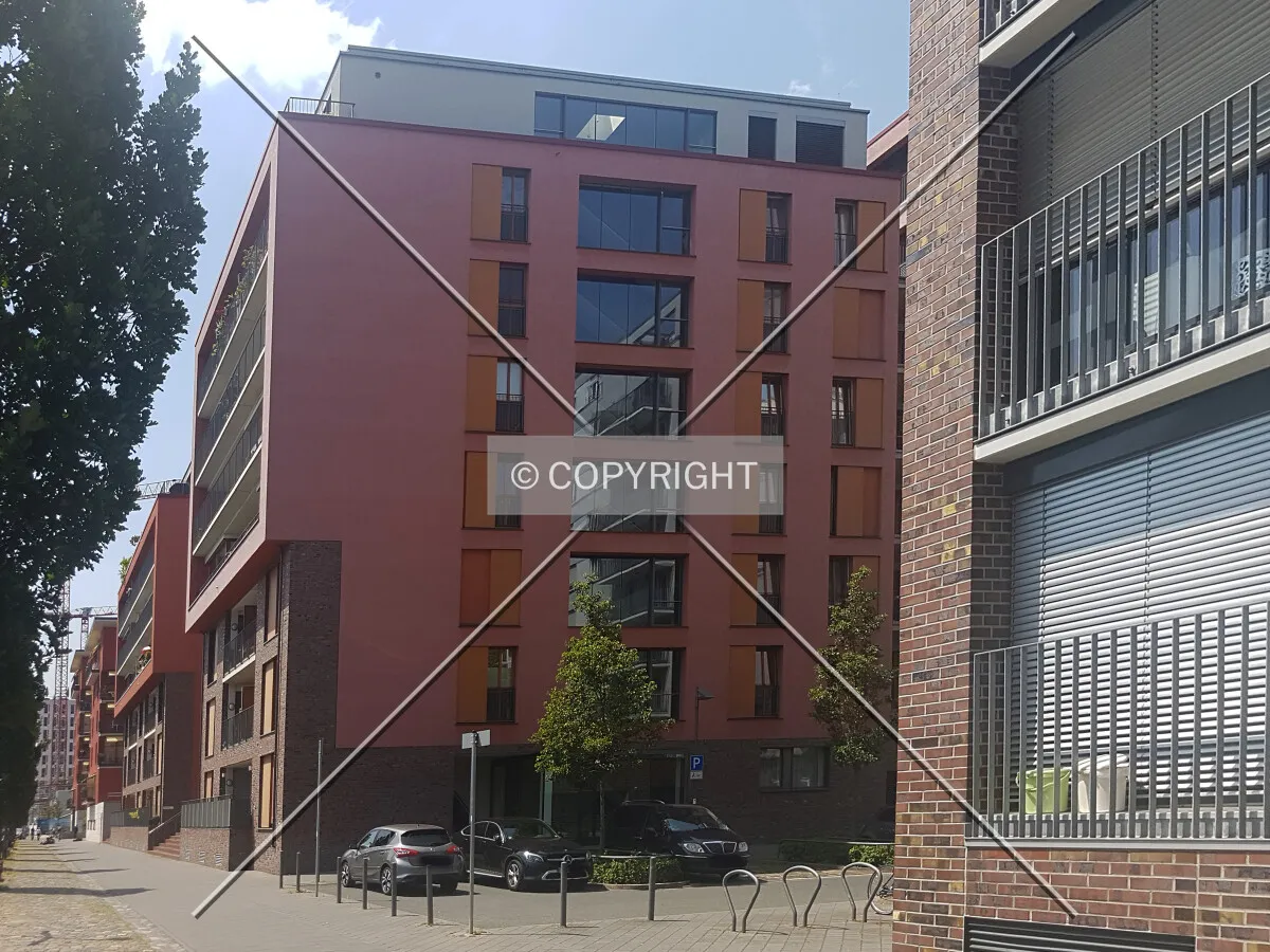 Photo 175-374-767
