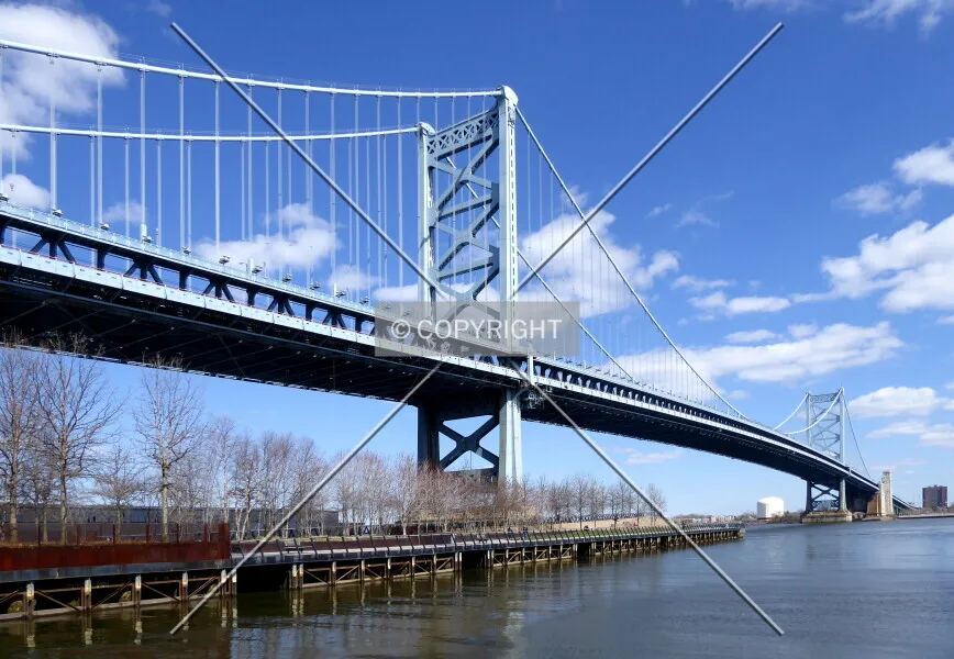 Photo 176-105-935