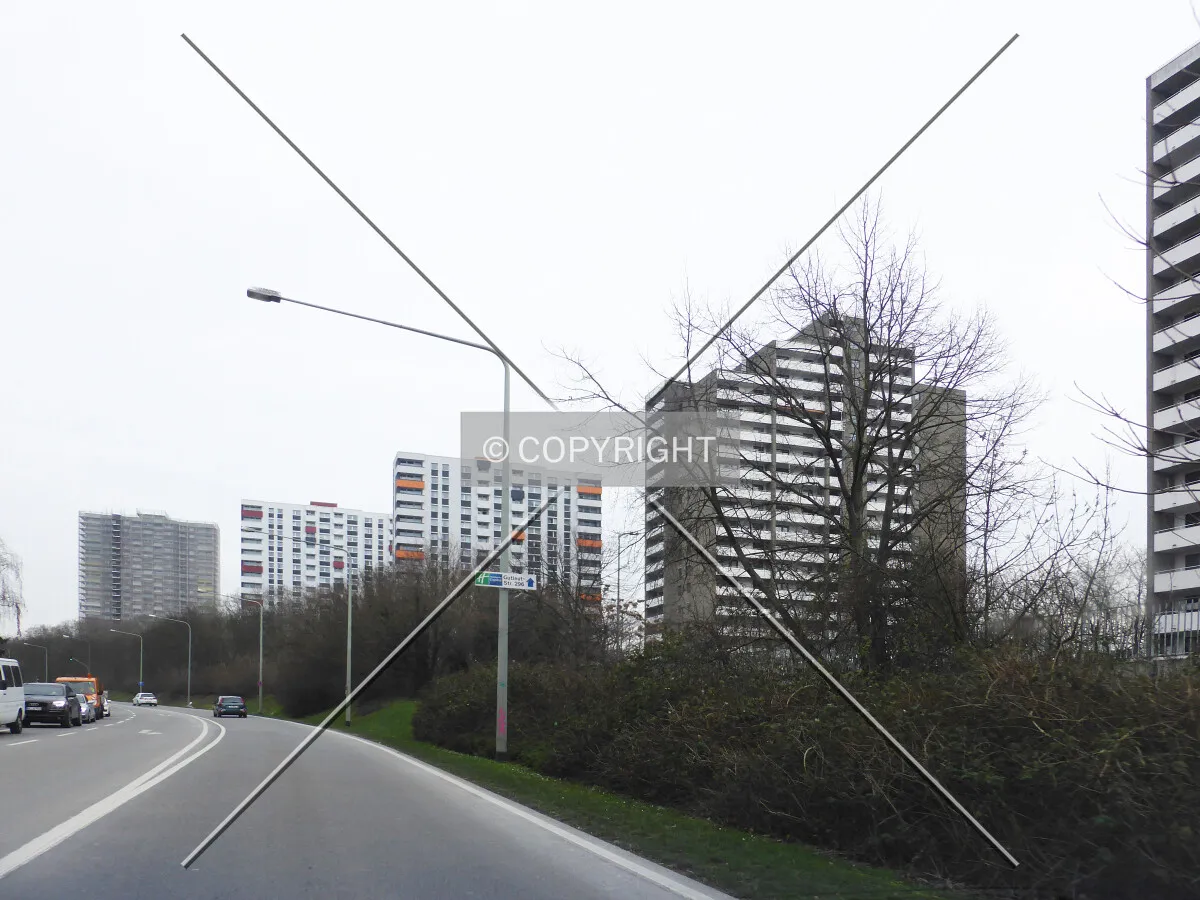 Photo 176-329-789