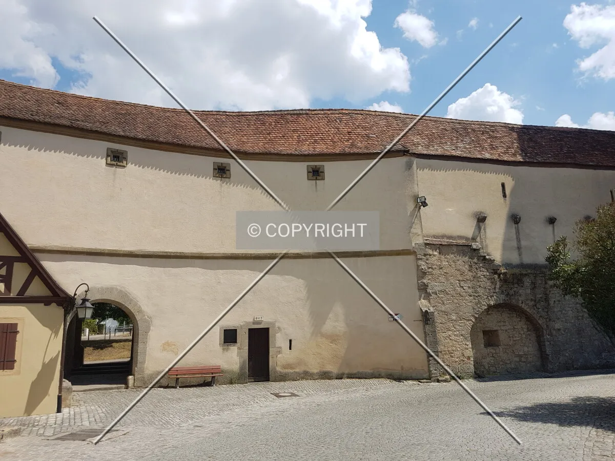 Photo 177-395-675