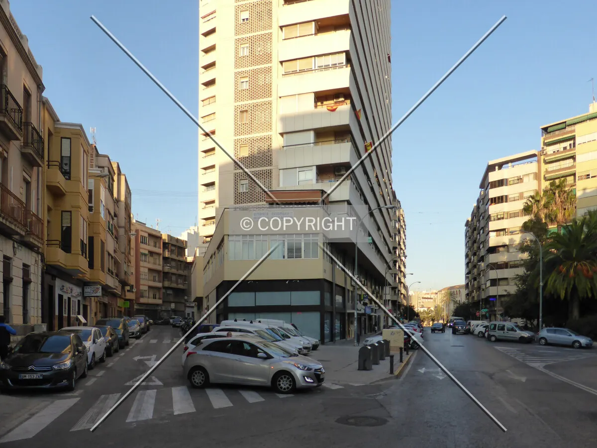 Photo 178-364-867