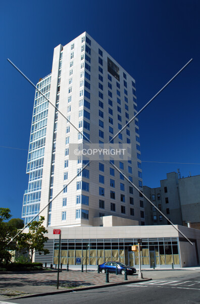 Photo 178-676-458