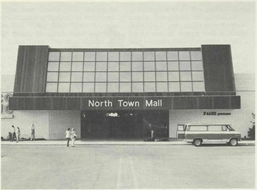Vintage view of the entrance