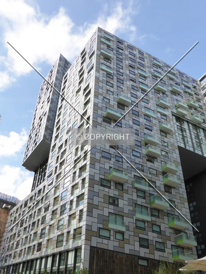 Photo 179-294-843