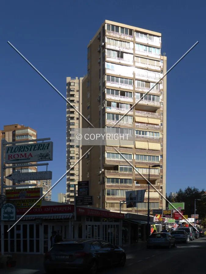 Photo 179-627-716