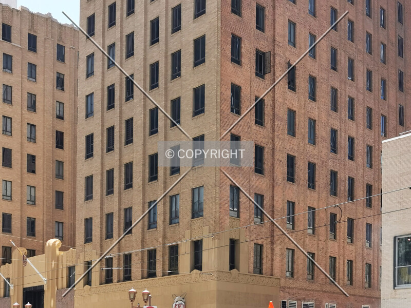 Photo 180-210-675