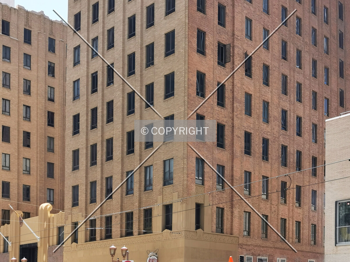 Photo 180-210-675