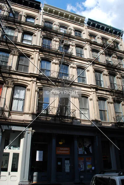 Photo 180-402-777