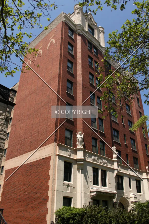 Photo 180-447-352