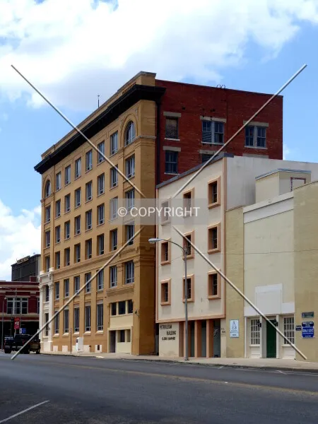 Photo 180-916-978