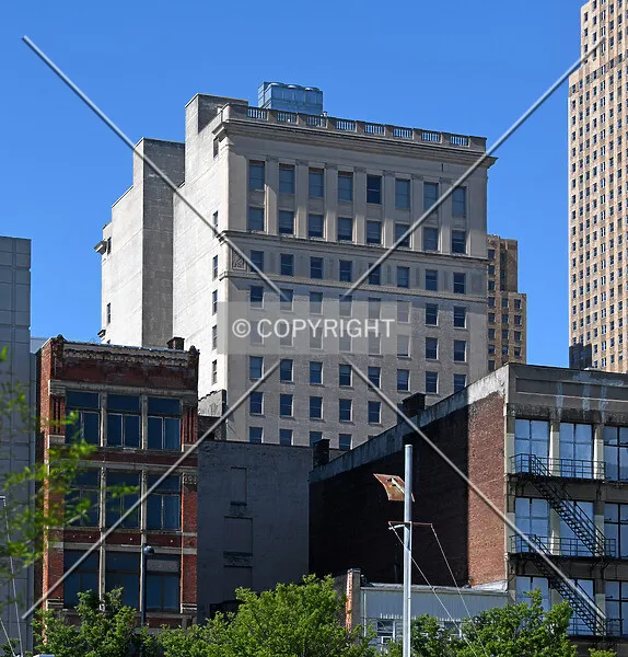 Photo 181-267-603