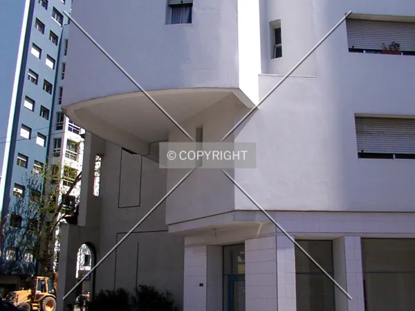 Photo 181-282-044