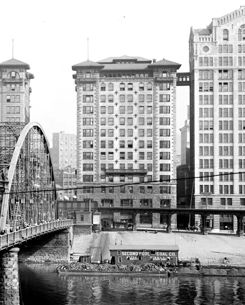Photo 181-613-716