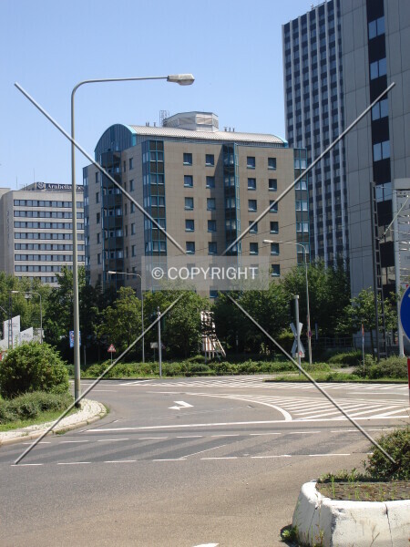 Photo 182-228-432