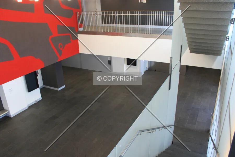Photo 182-357-485