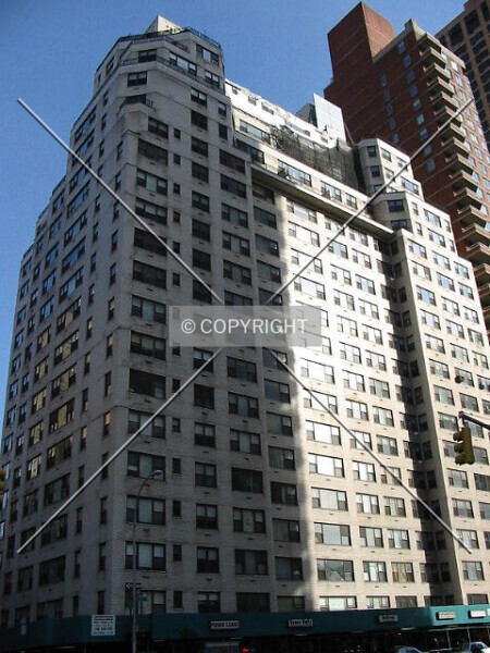 Photo 182-712-454