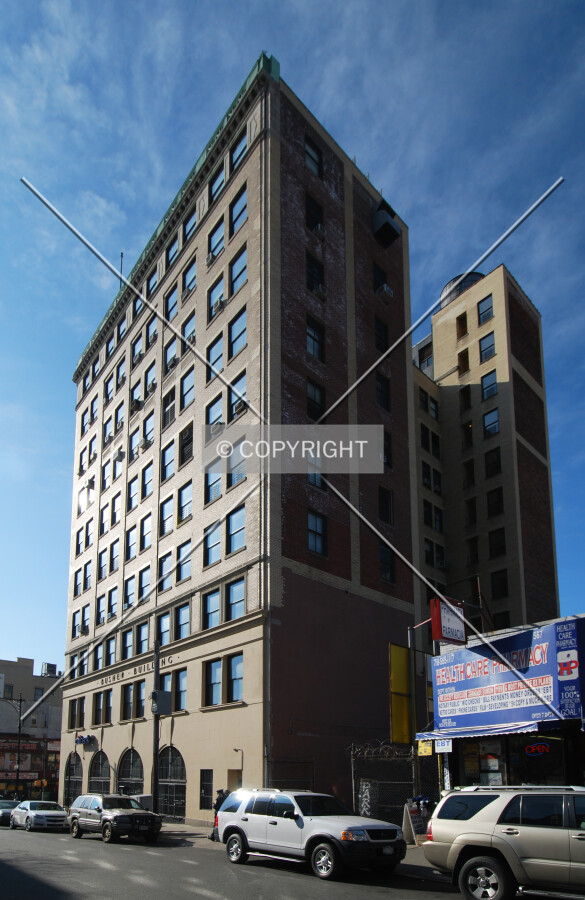 Viewed from the northeast along Courtlandt Avenue