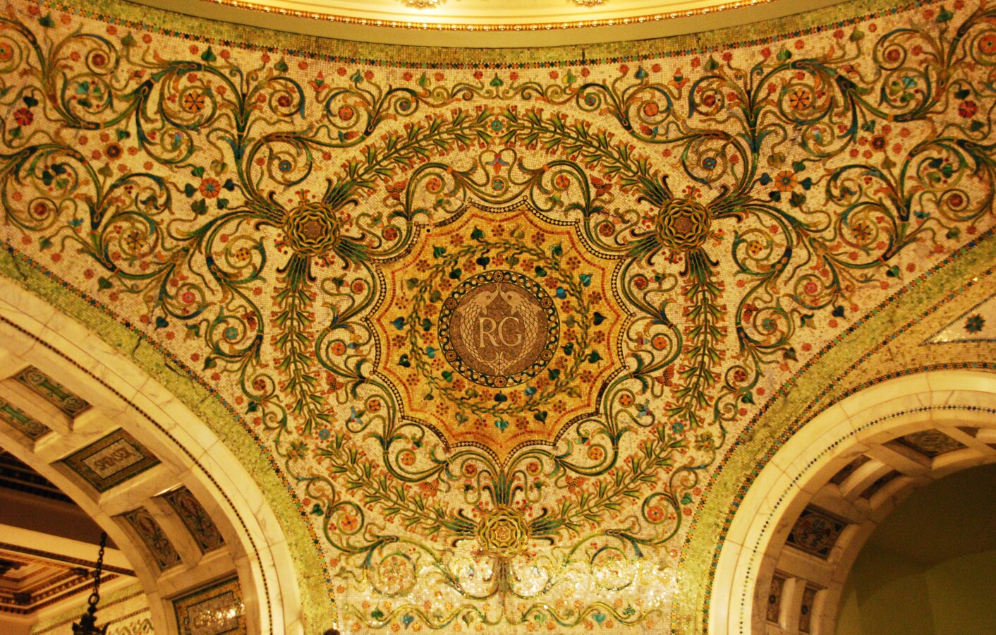 Photo 183-575-398