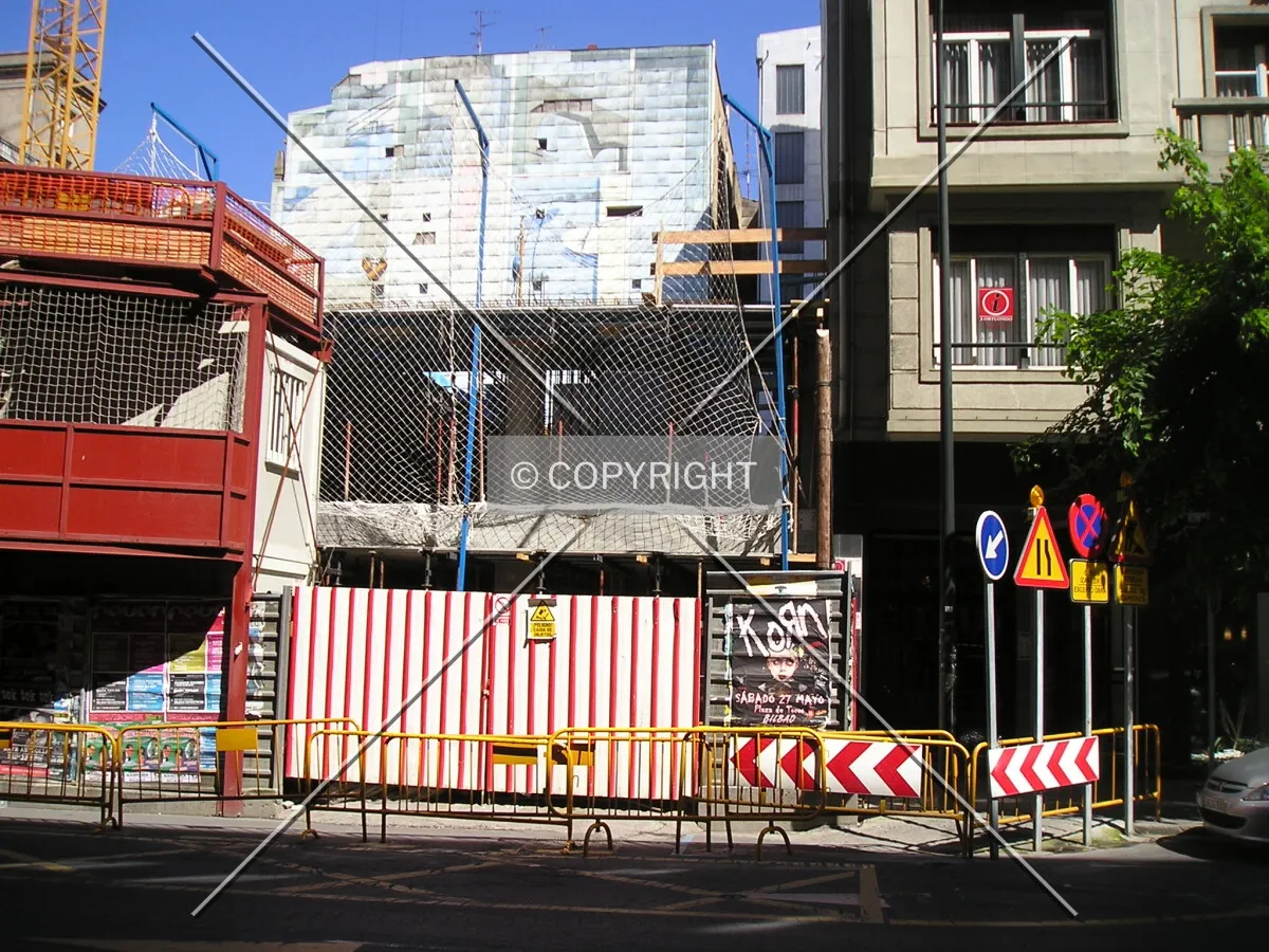 Photo 184-033-676