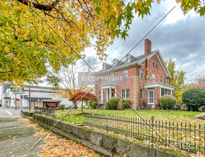 Photo 184-537-763
