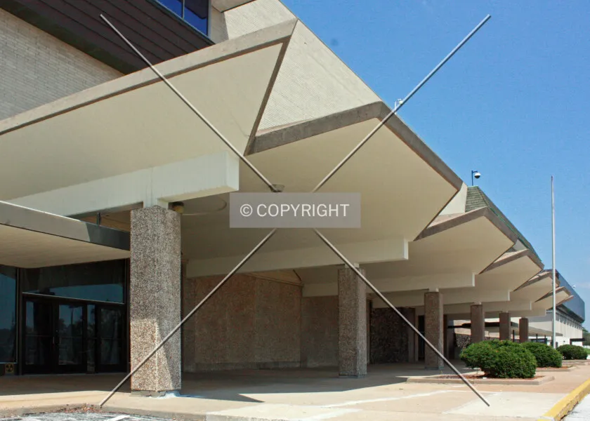 Photo 184-568-737