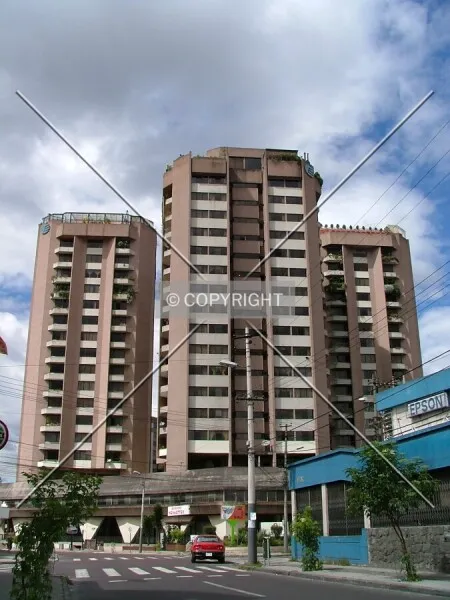 Photo 184-598-740