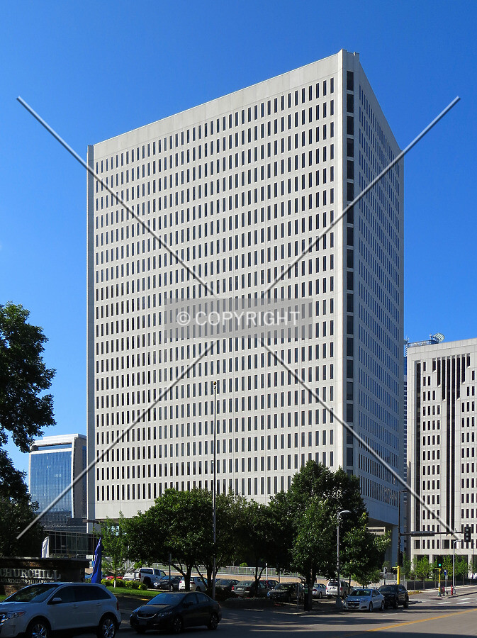 View to the south along Marquette Avenue