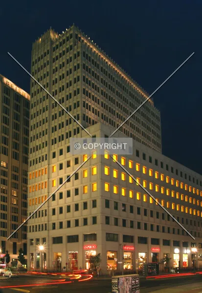 Photo 185-042-988