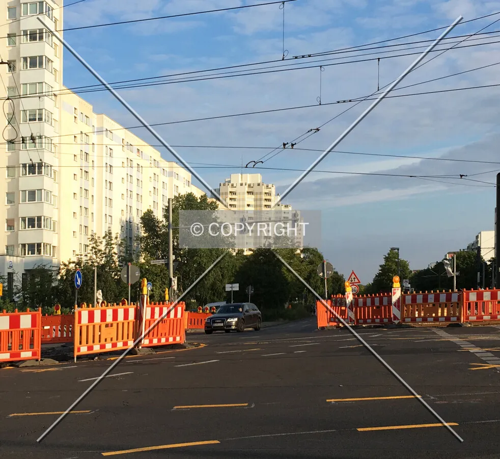 Photo 185-409-973