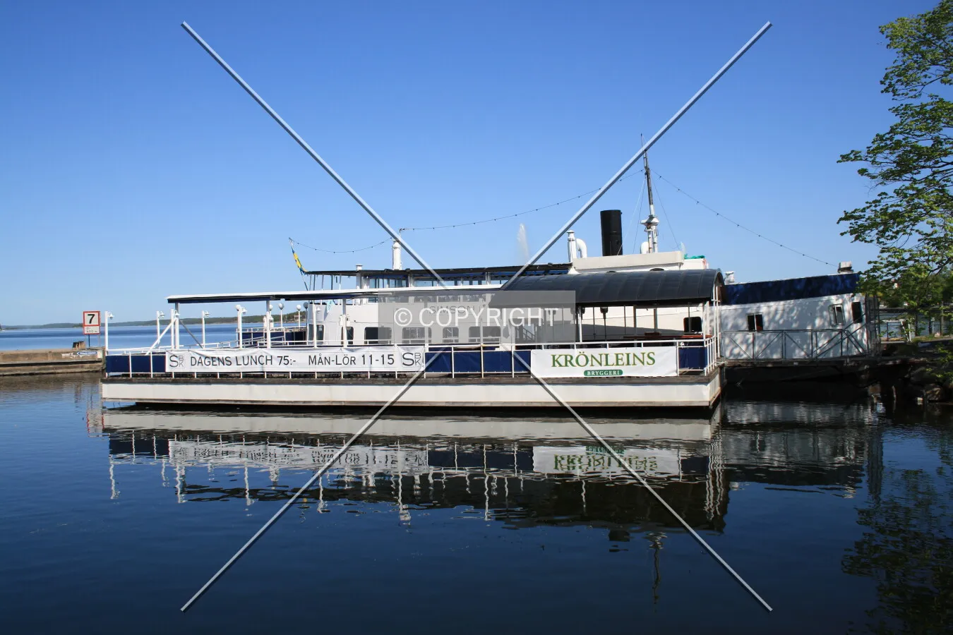 Simson restaurant in Västervik - located on a boat