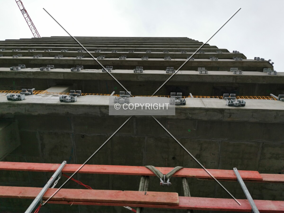 Photo 185-729-806