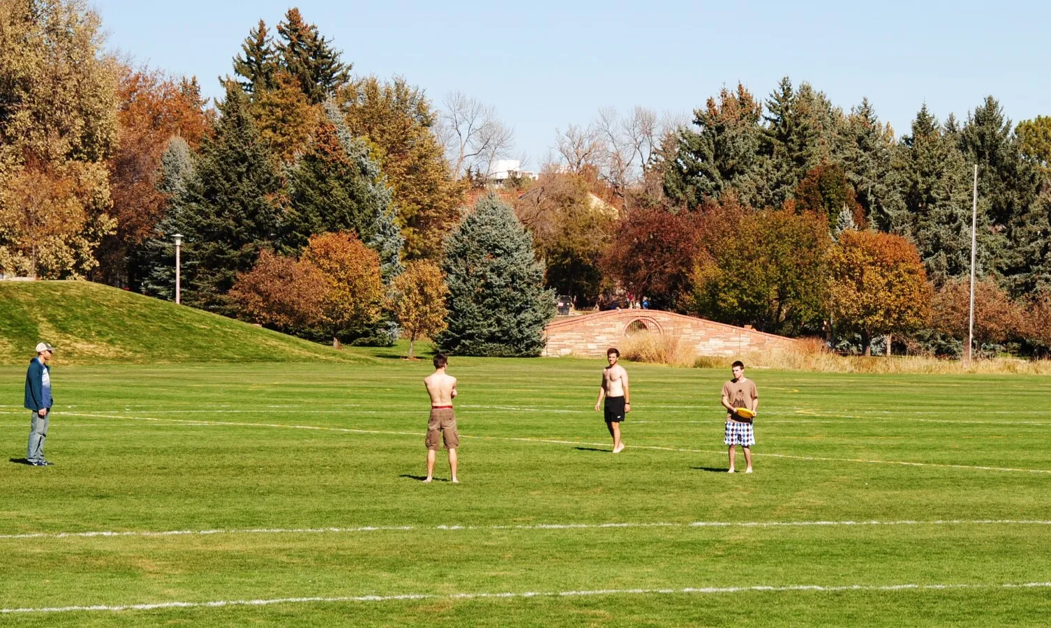 Students enjoying a Fall day