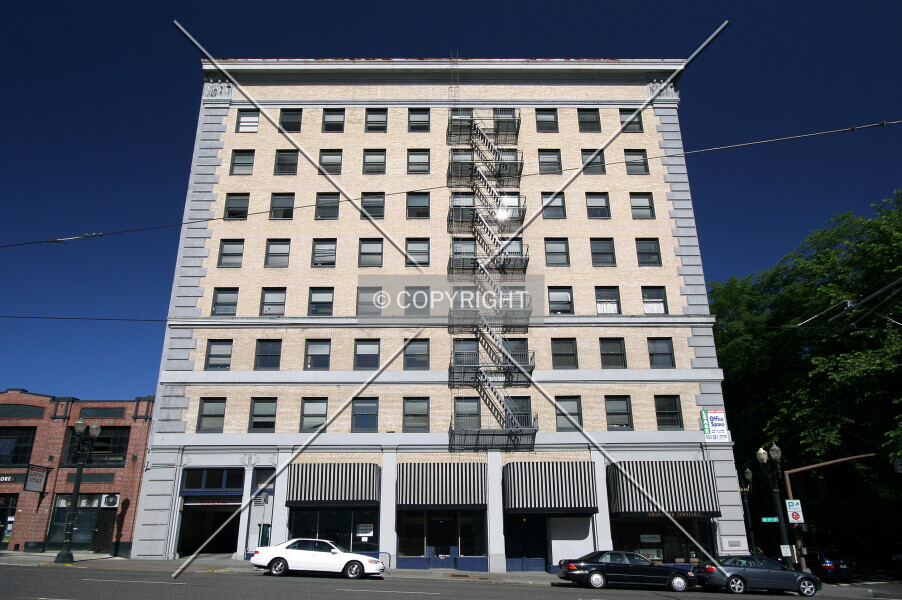 Photo 186-071-611