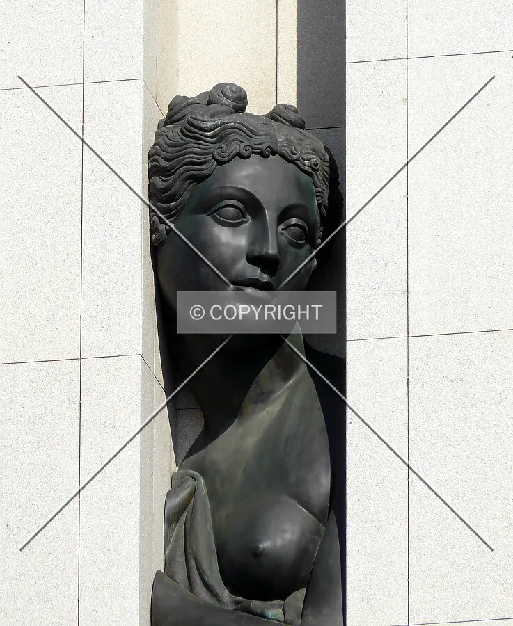 Detail of one of the two giant statues