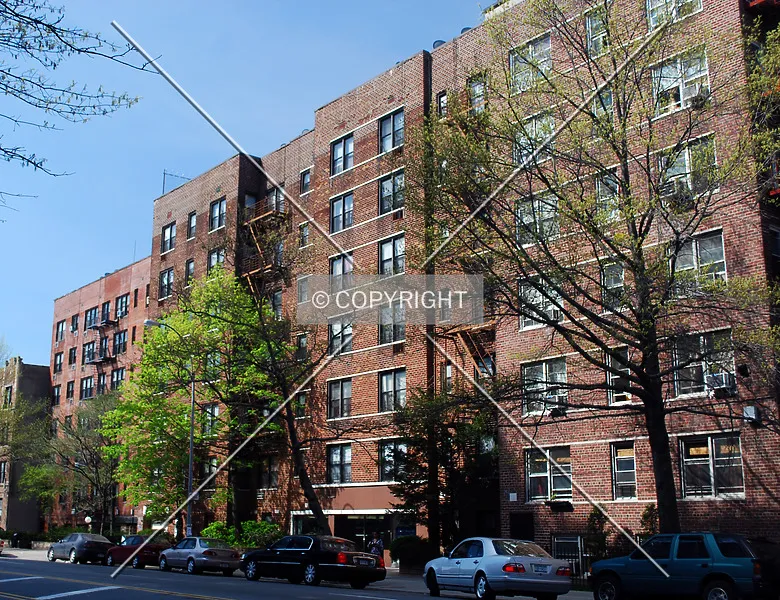 Photo 187-192-896