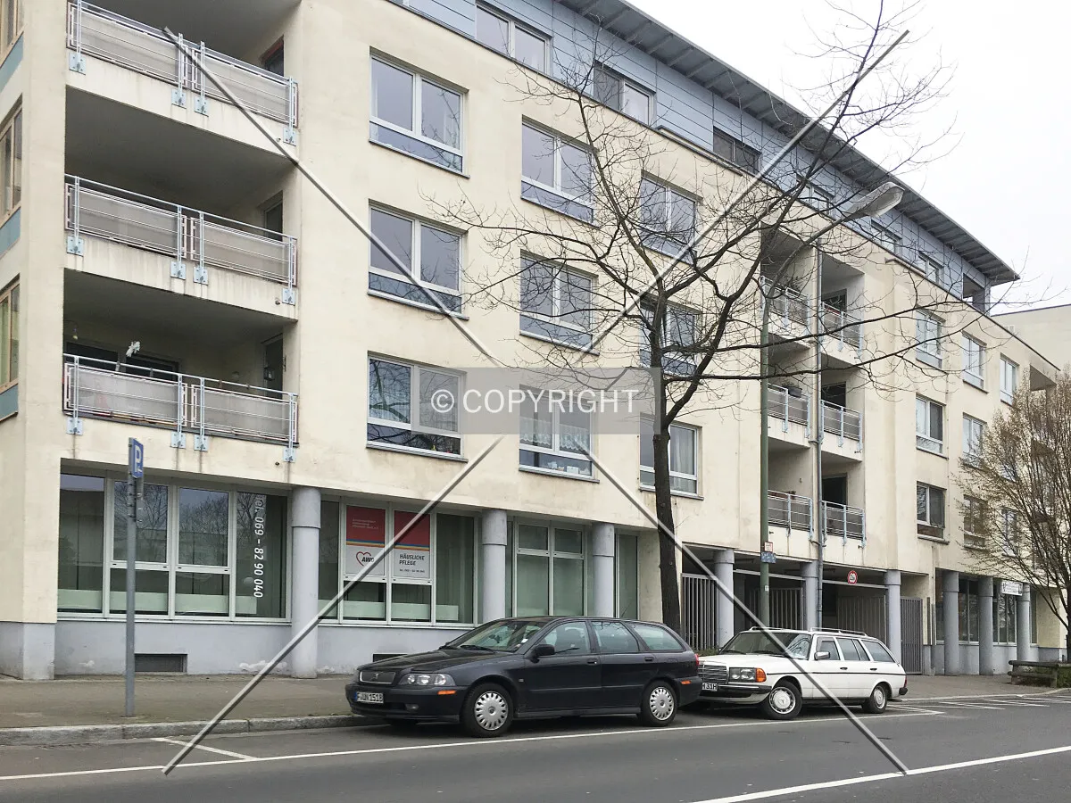 Photo 187-373-573