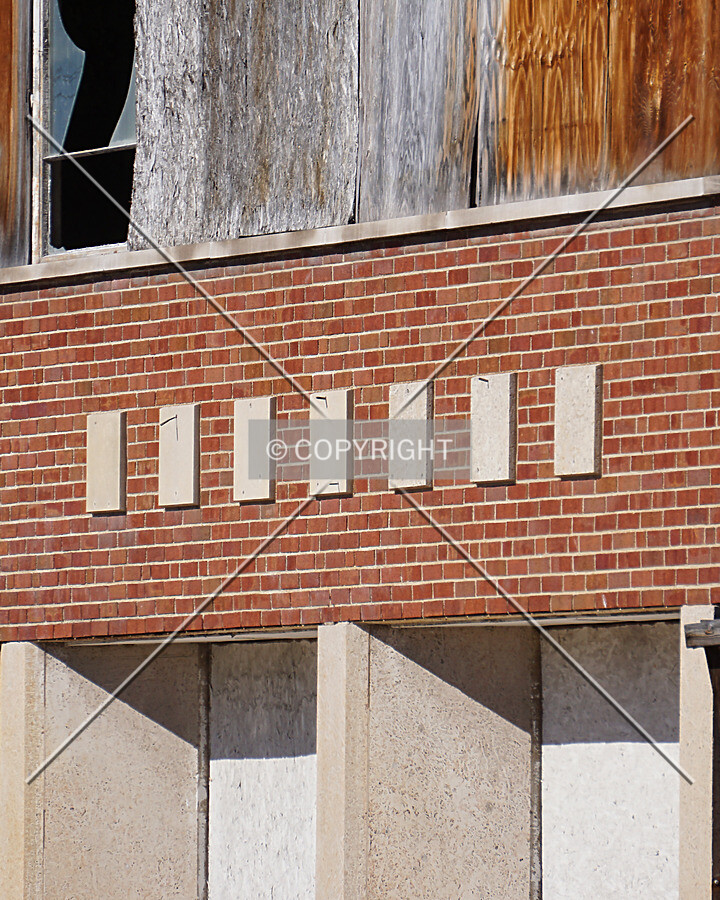 Facade detail on the south annex; March 7, 2017